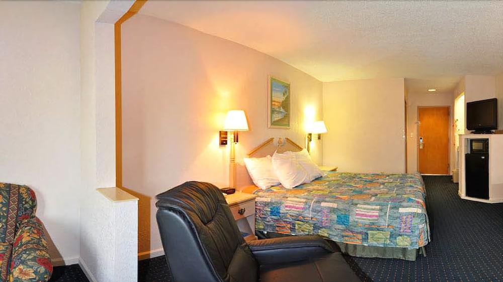 Days Inn By Wyndham Panama City/Callaway Ngoại thất bức ảnh