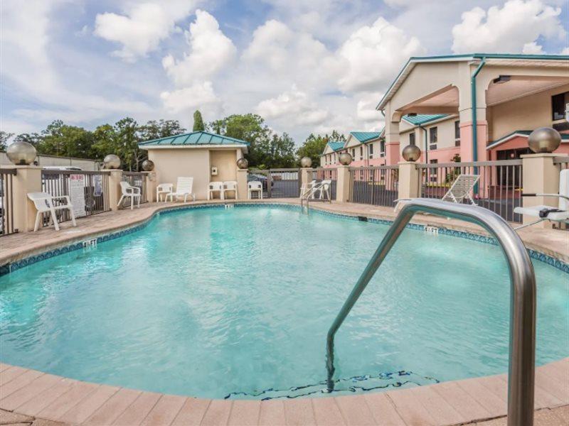 Days Inn By Wyndham Panama City/Callaway Ngoại thất bức ảnh