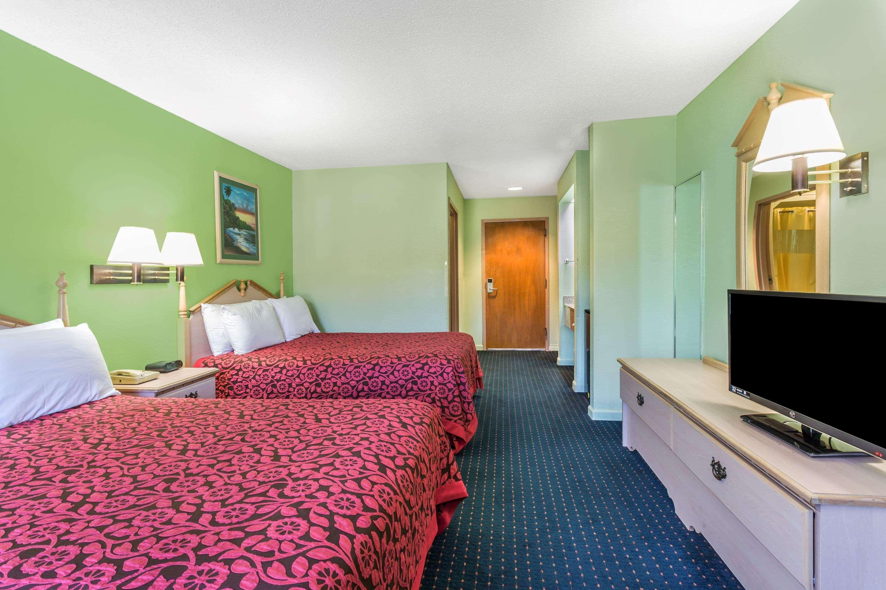 Days Inn By Wyndham Panama City/Callaway Ngoại thất bức ảnh