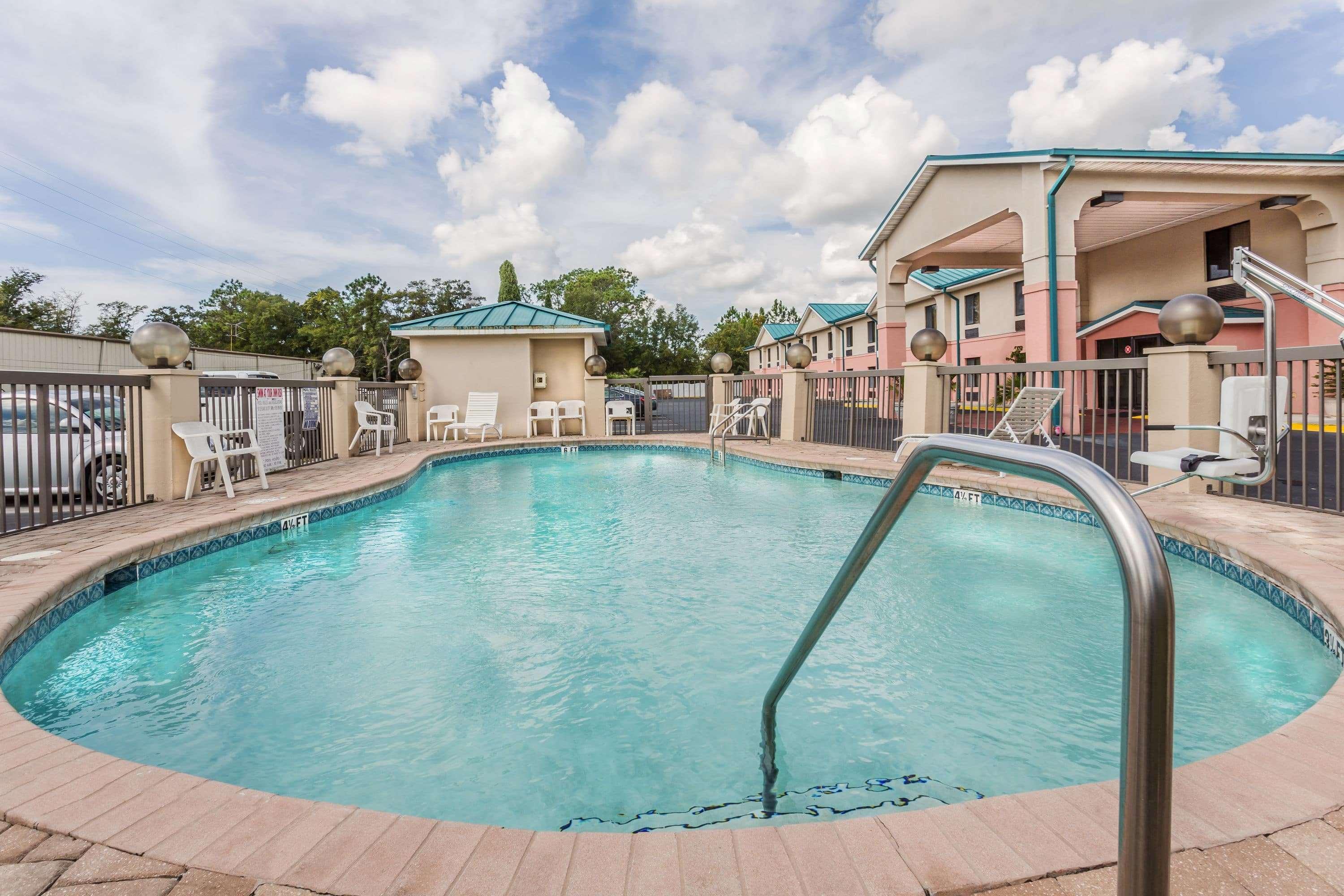 Days Inn By Wyndham Panama City/Callaway Ngoại thất bức ảnh